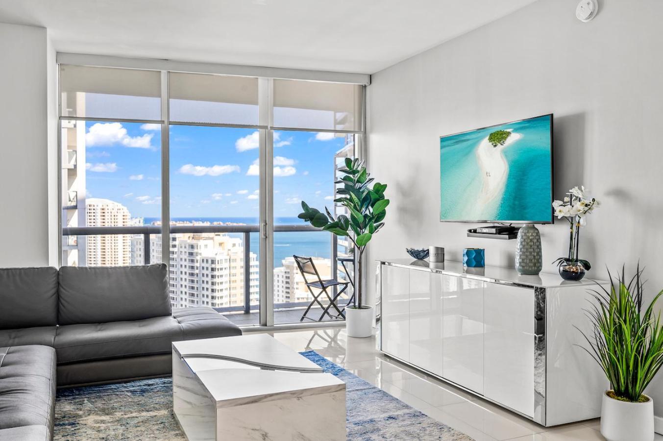 *Iconic W Icon Condo/ Pool&Waterviews*Freespa* Miami Ngoại thất bức ảnh